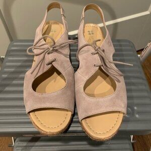 Naturalizer N5 Contour slingback sandal with tie front. Reilly Espadrille Sandal